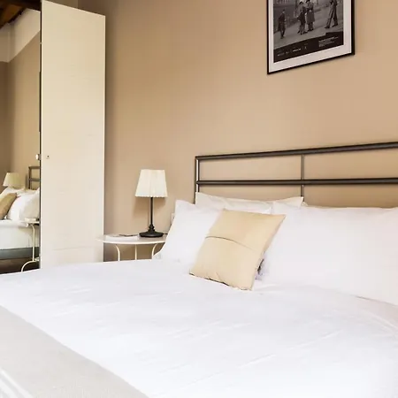 Altido Gracious Navigli Flat *