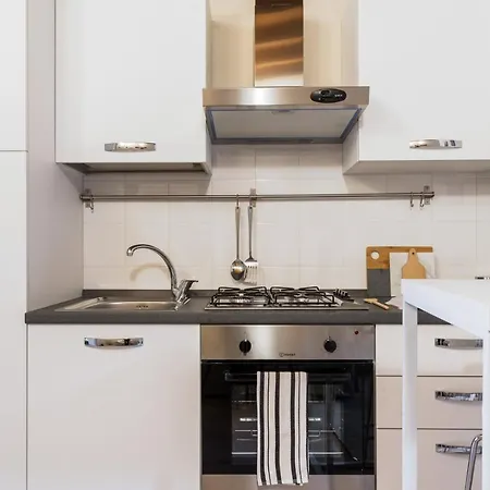 Altido Gracious Navigli Flat *
